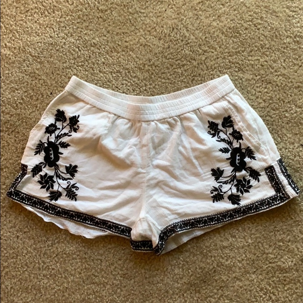 Embroidered shorts